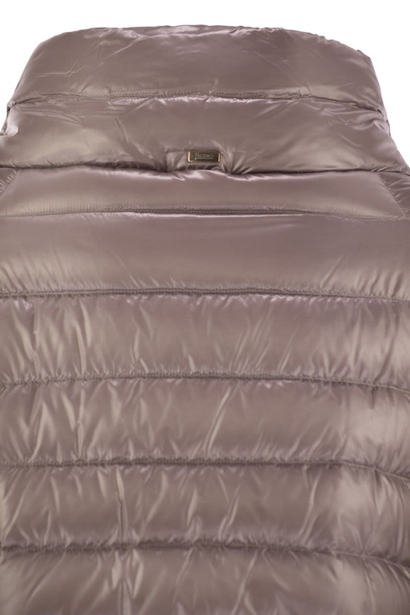 HERNO Feminine Mini Cape with 3/4 Sleeves