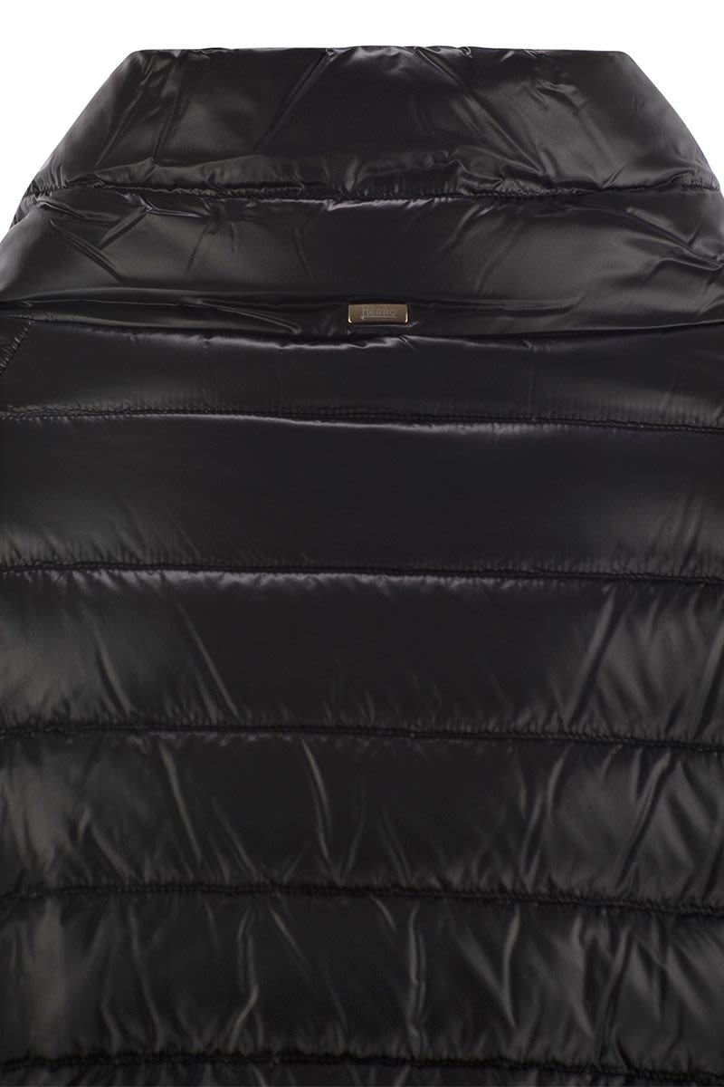 HERNO Women's Mini Cape with Jewelled Sleeves