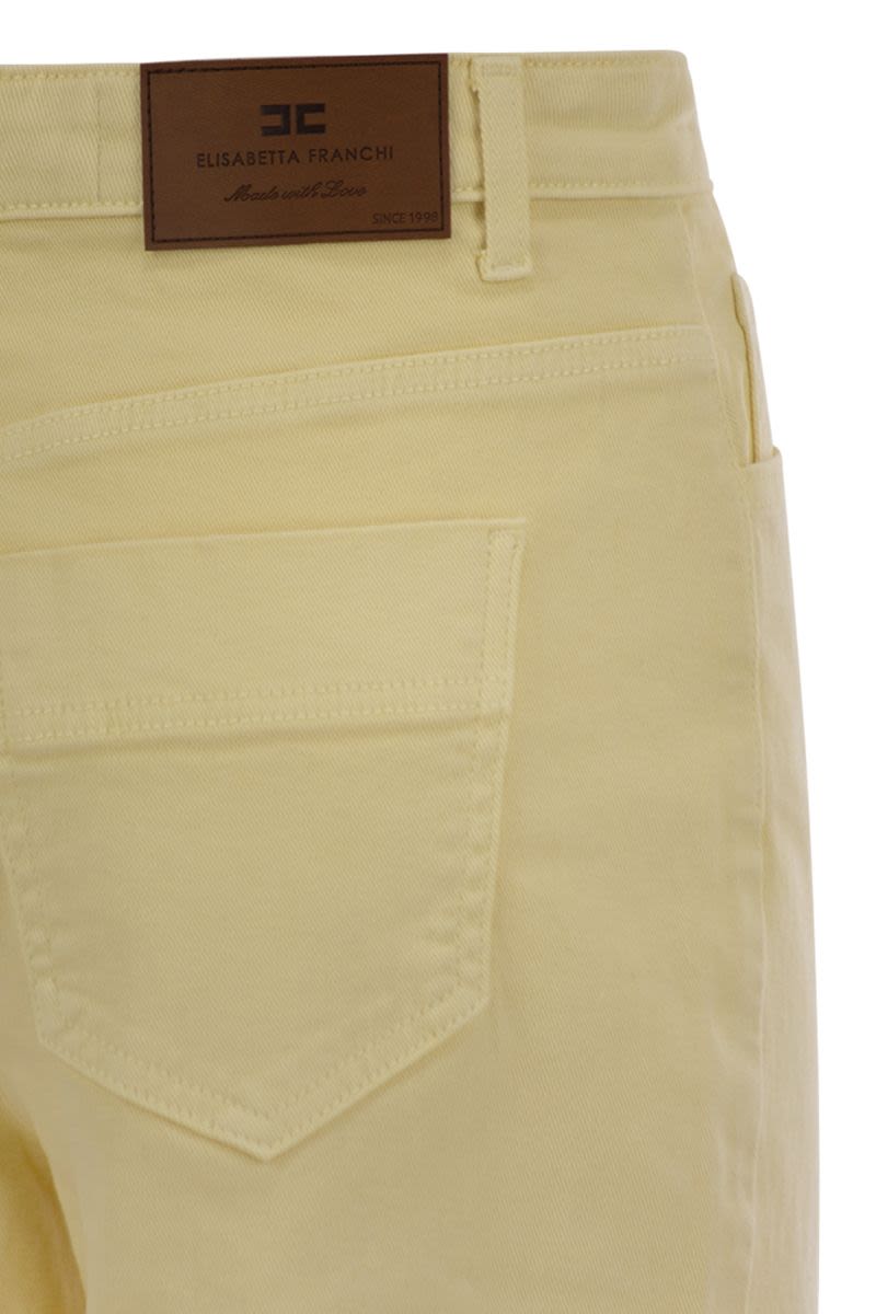 ELISABETTA FRANCHI High-Waisted Palazzo Jeans with Logo Charm