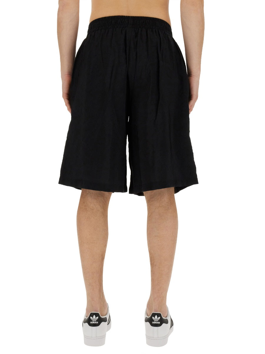FAMILY FIRST Relaxed Fit Bermuda Shorts (Size L)