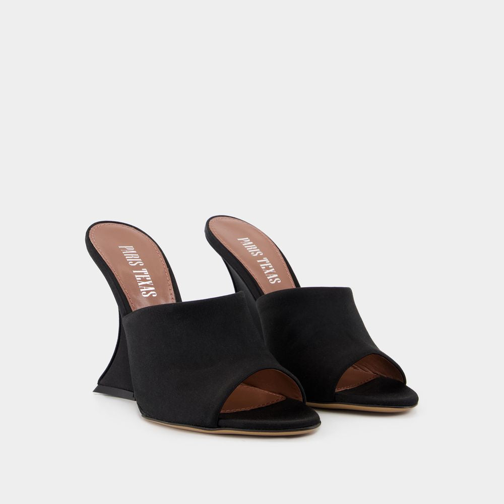 PARIS TEXAS Nina Mini Court Shoes