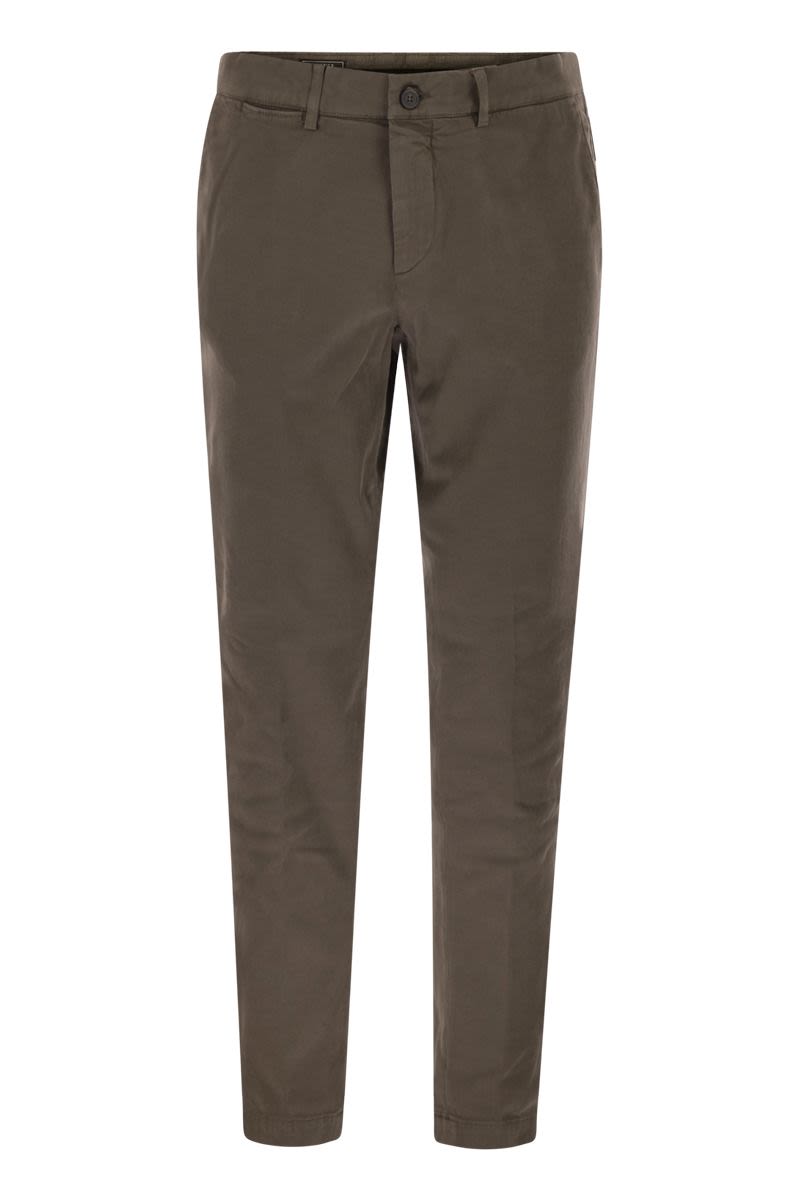 PESERICO Classic Chino Trousers in Stretch Cotton Gabardine