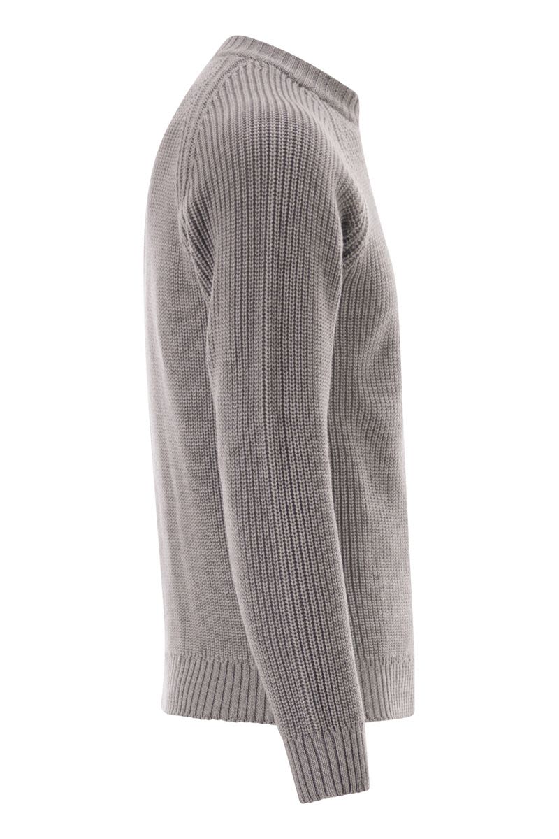 RAKKI Classic Inspired Crew Neck Sweater