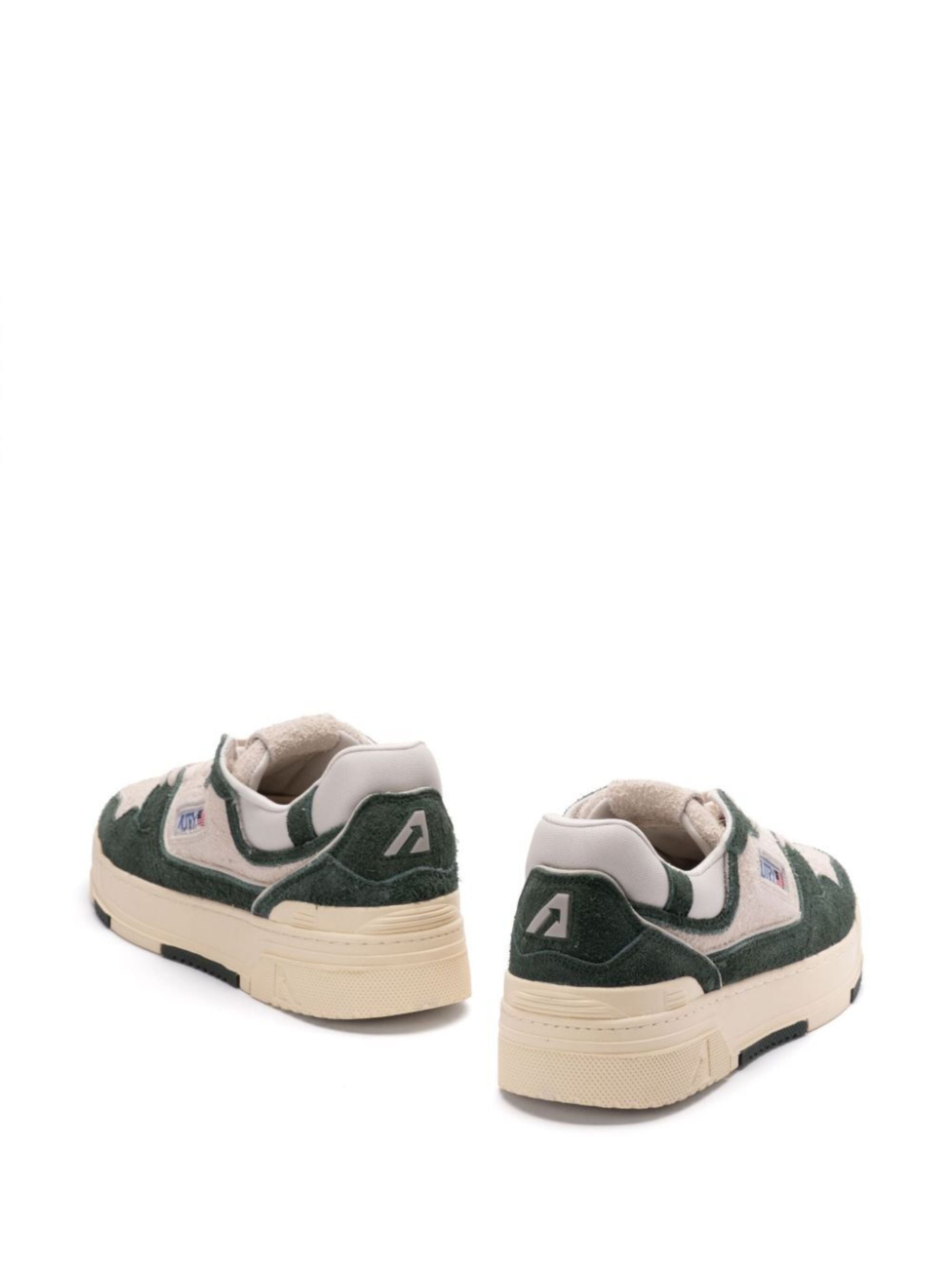 AUTRY Unisex Low Top Sneakers - Essential Everyday Footwear