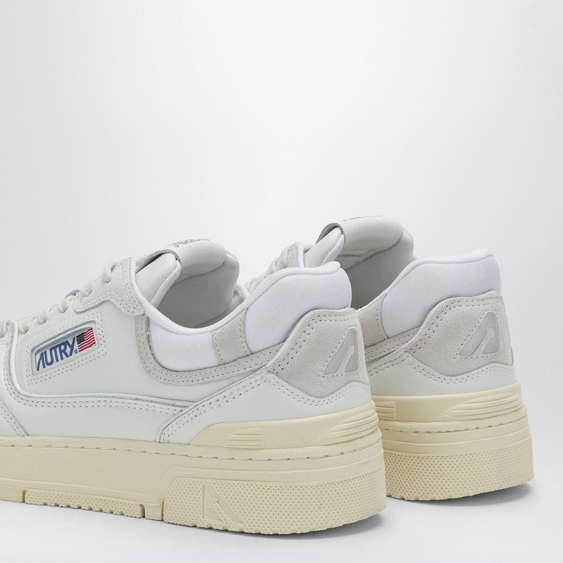 AUTRY Classic Low-Top Leather Sneakers for Men