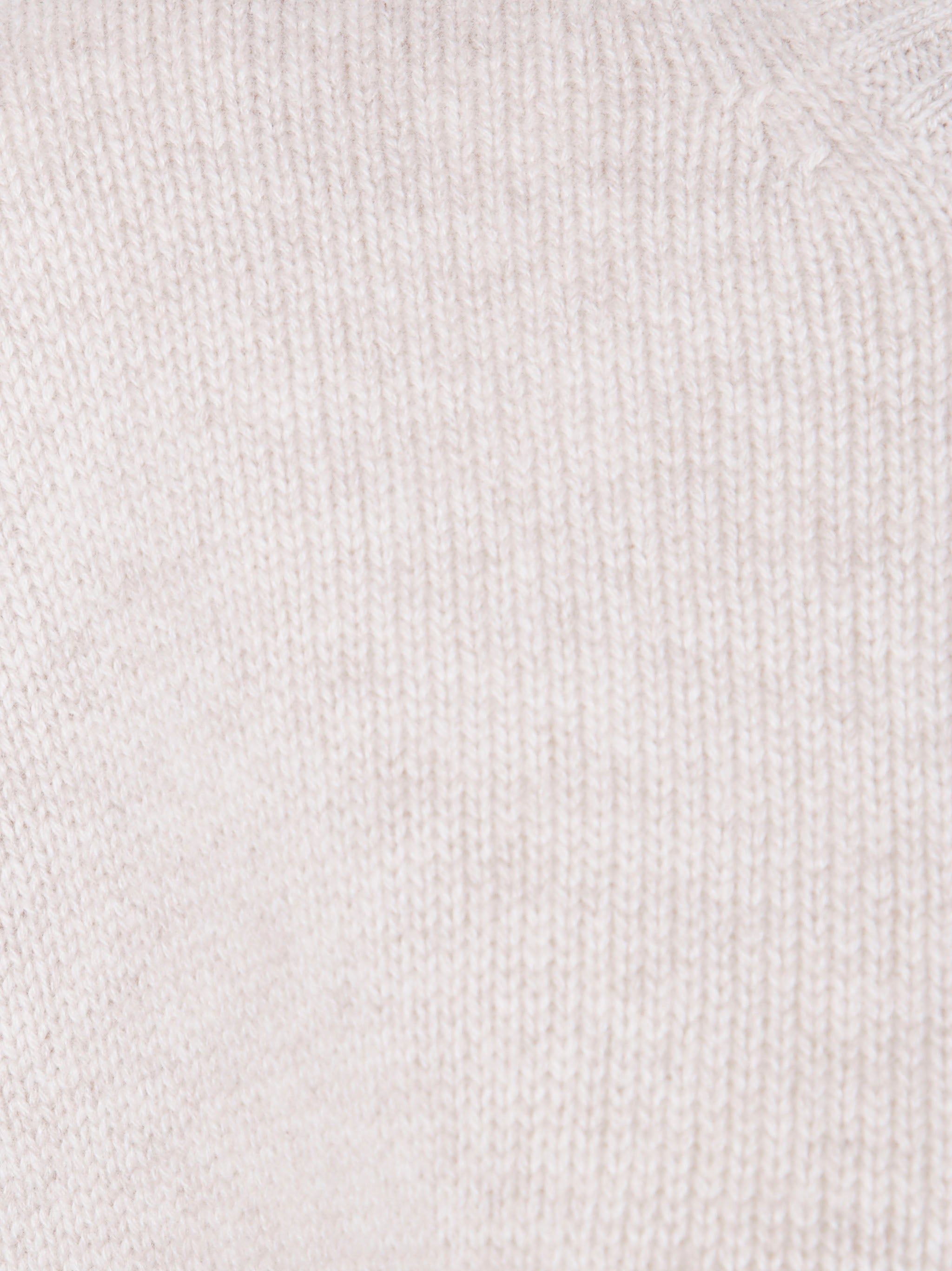 KUJTEN Round Neck Cashmere Sweater for Women