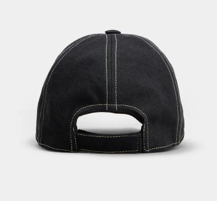 ROGER VIVIER Chic and Stylish Women's Headwear