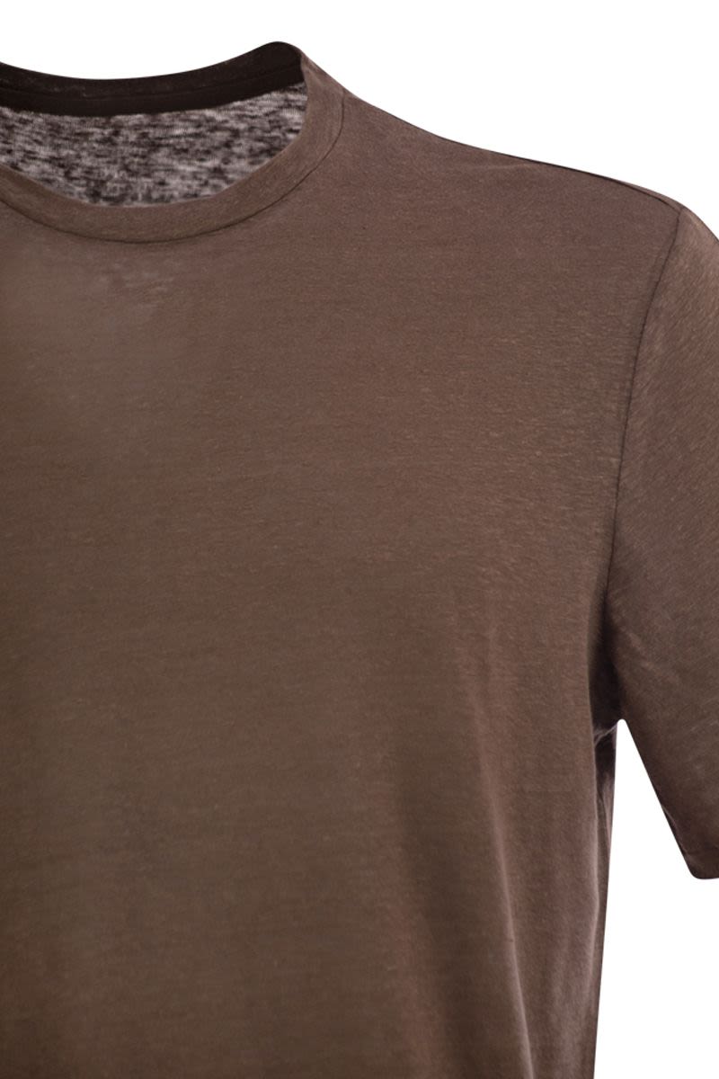 MAJESTIC Crew-Neck Short-Sleeved T-Shirt in Linen