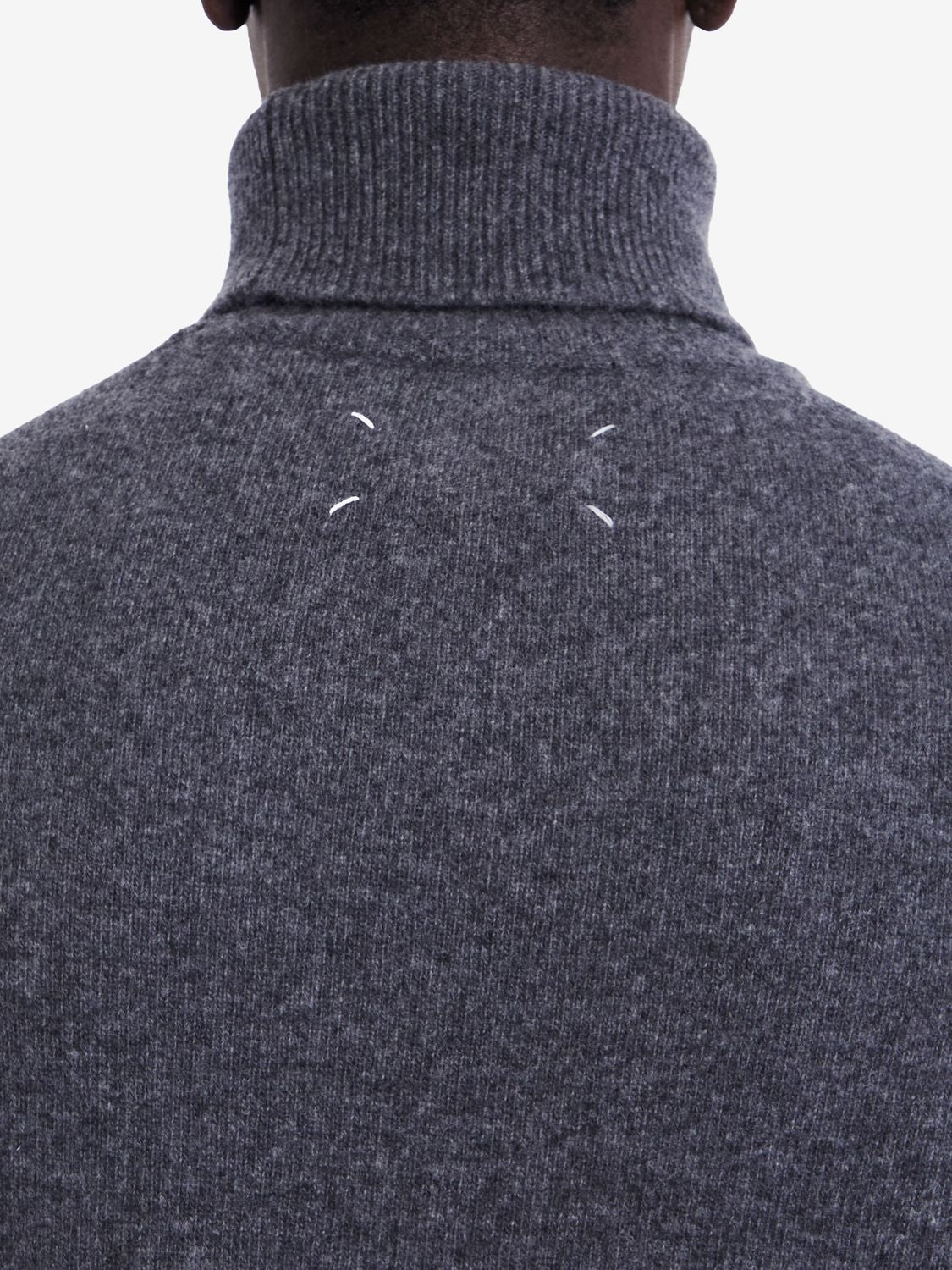 MAISON MARGIELA Men's Relaxed Fit Turtleneck Wool Jumper