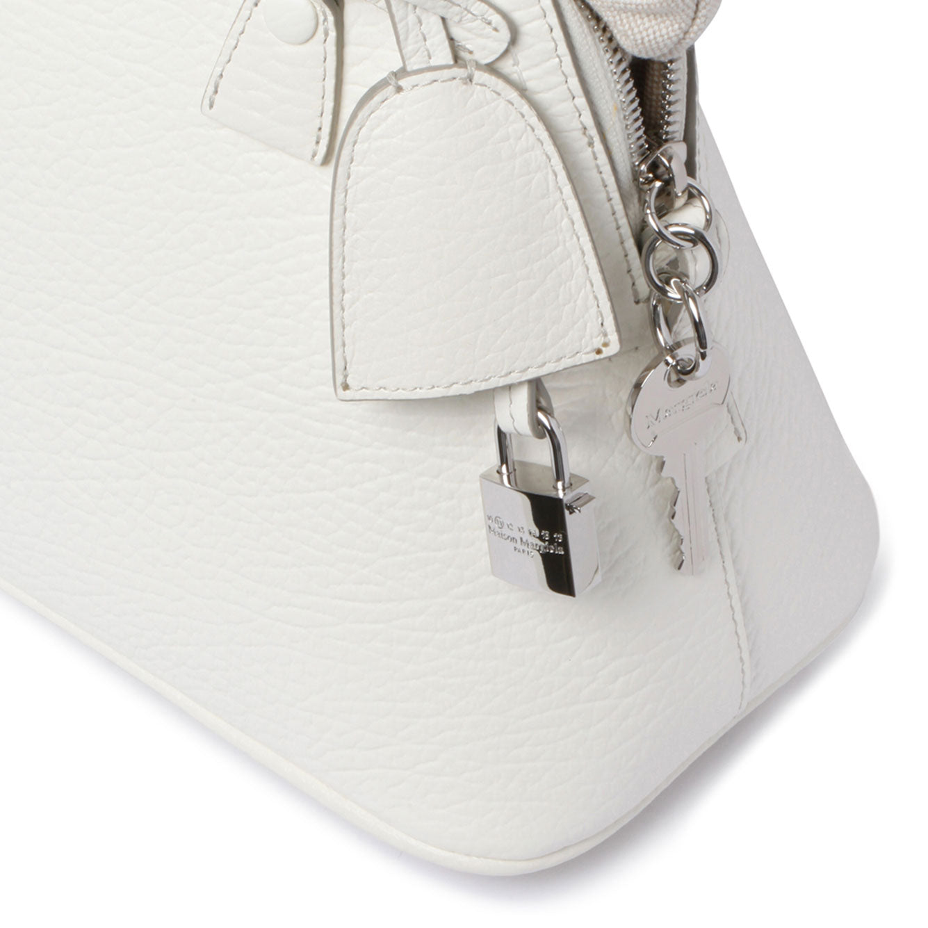MAISON MARGIELA Chic Handbag in Innovative PBV Fabric