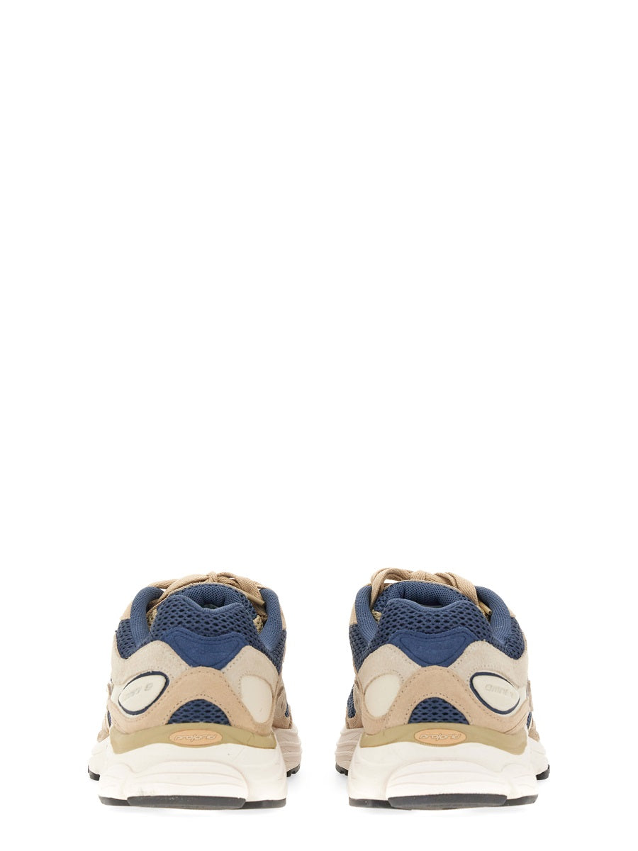 SAUCONY Premium Men's ProGrid Omni 9 Sneakers