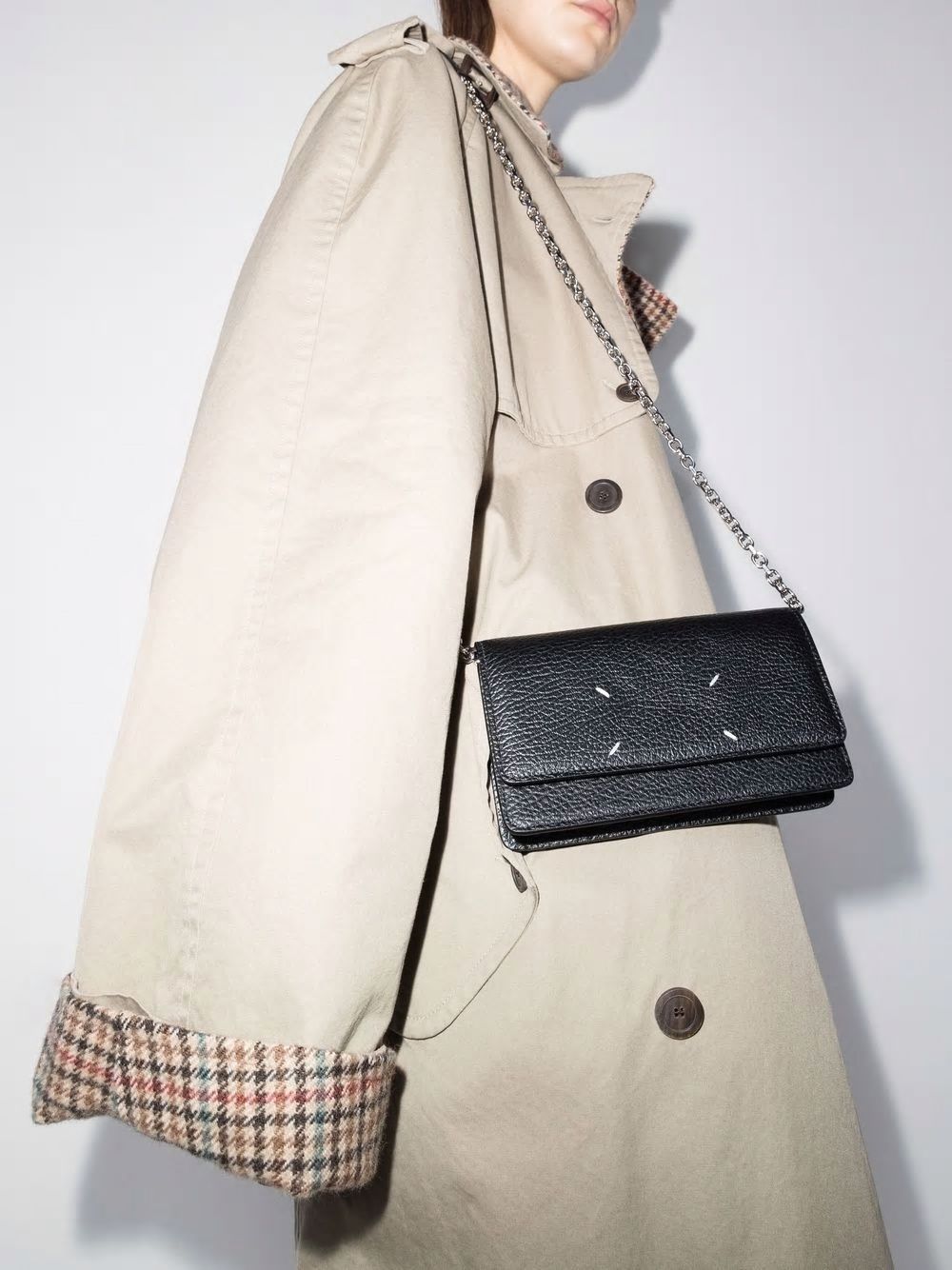 MAISON MARGIELA Elegant Leather Crossbody Handbag - Wallet on Chain Medium