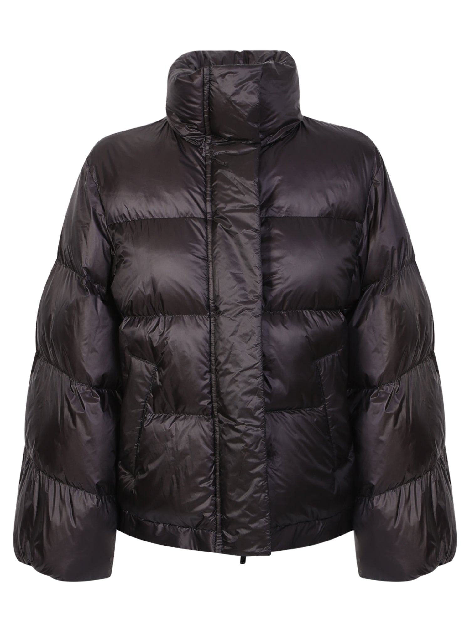SACAI Elevated Down Jacket with High Neck and Wide Sleeves