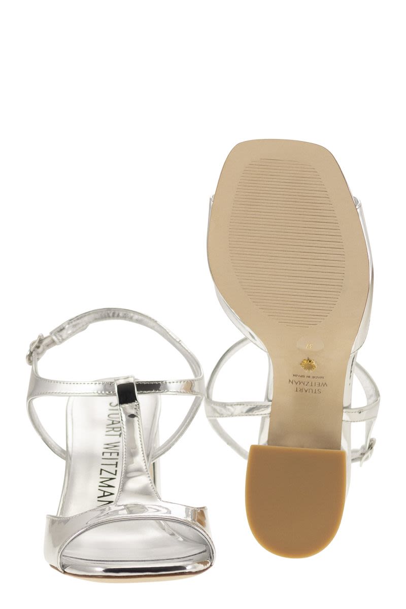 STUART WEITZMAN Minimalist Flareblock 85 T-Sandal