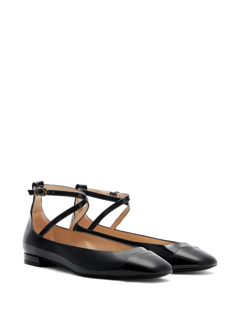 STUART WEITZMAN Eden Strap Flat for Women
