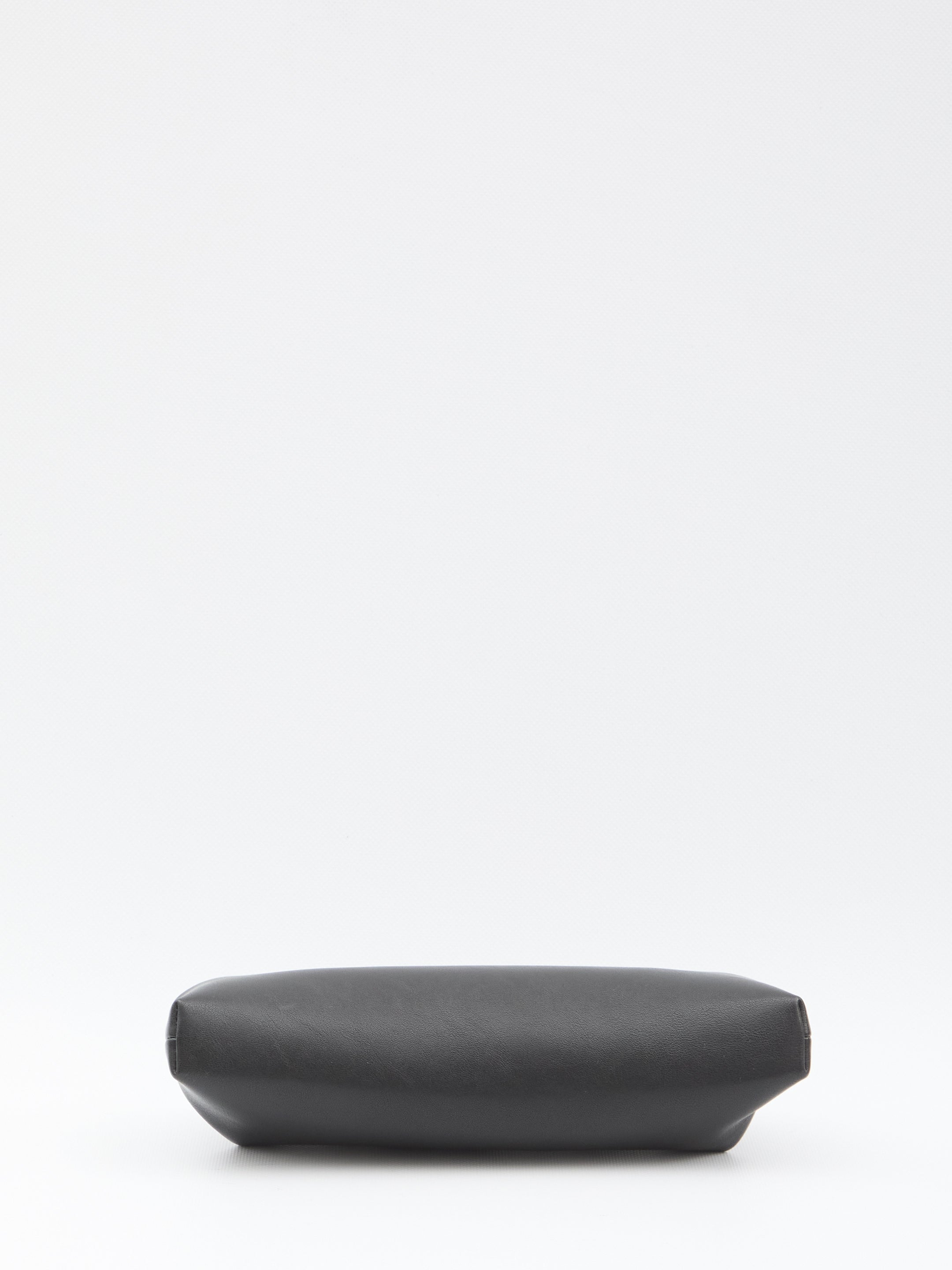 JIMMY CHOO Mini Vintage-Inspired Leather Clutch with Chain Strap - 18.5 x 13 x 6 cm