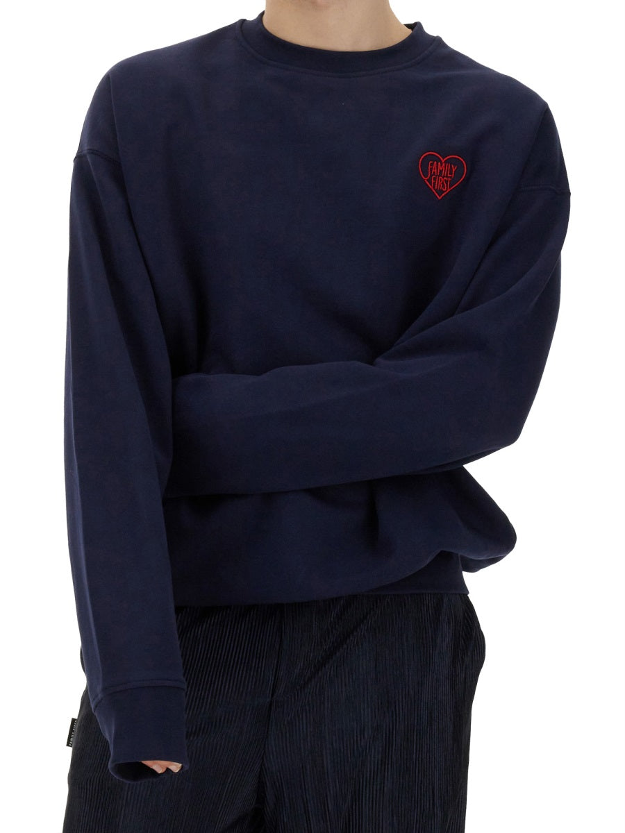 Oversized Family First Sweatshirt with Heart Embroidery - Size L