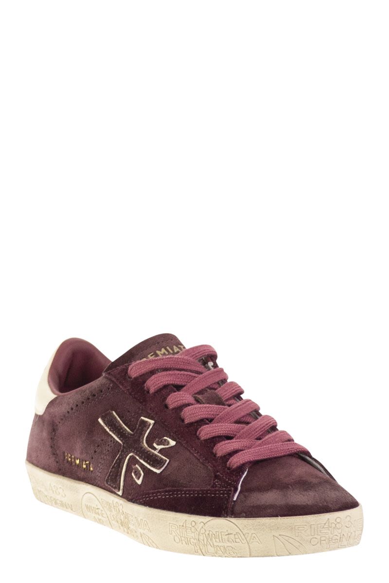 PREMIATA Elegant Trainers 7626 - Classic Sneakers for Women