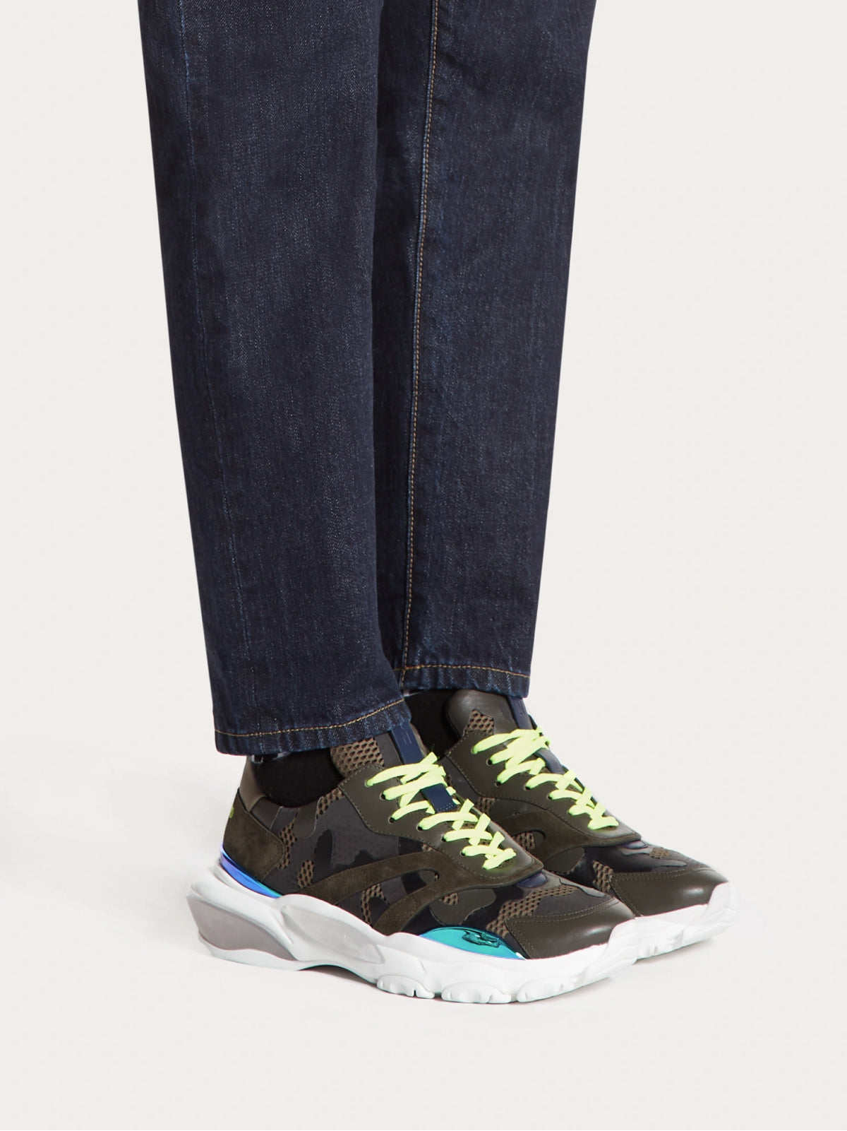 VALENTINO GARAVANI Bounce Camouflage Sneakers for Men