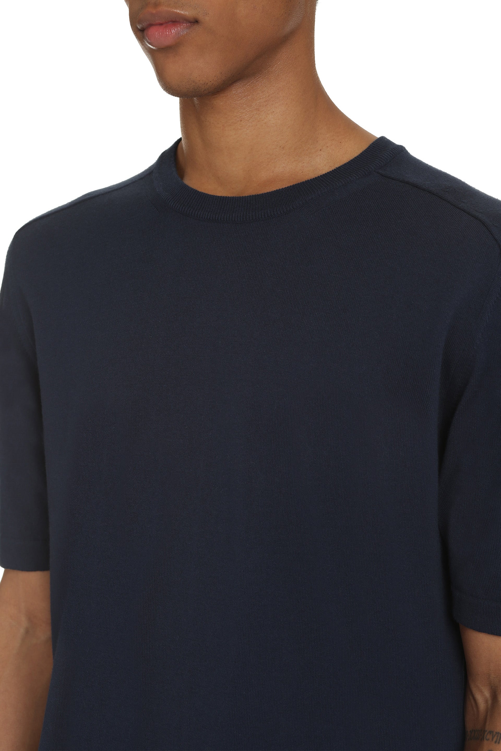 THE (ALPHABET) Cotton Knit T-Shirt with Mini Side Slits