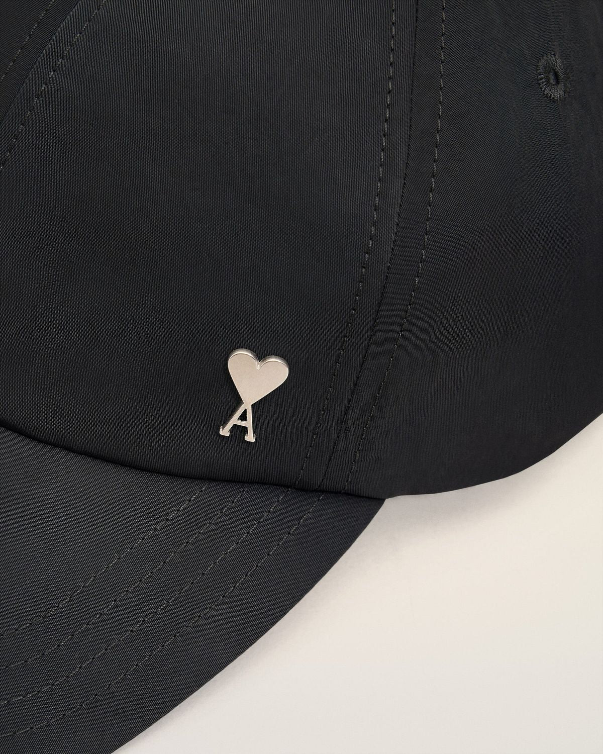 AMI PARIS Mini Rivet Heart Cap for Women - FW25