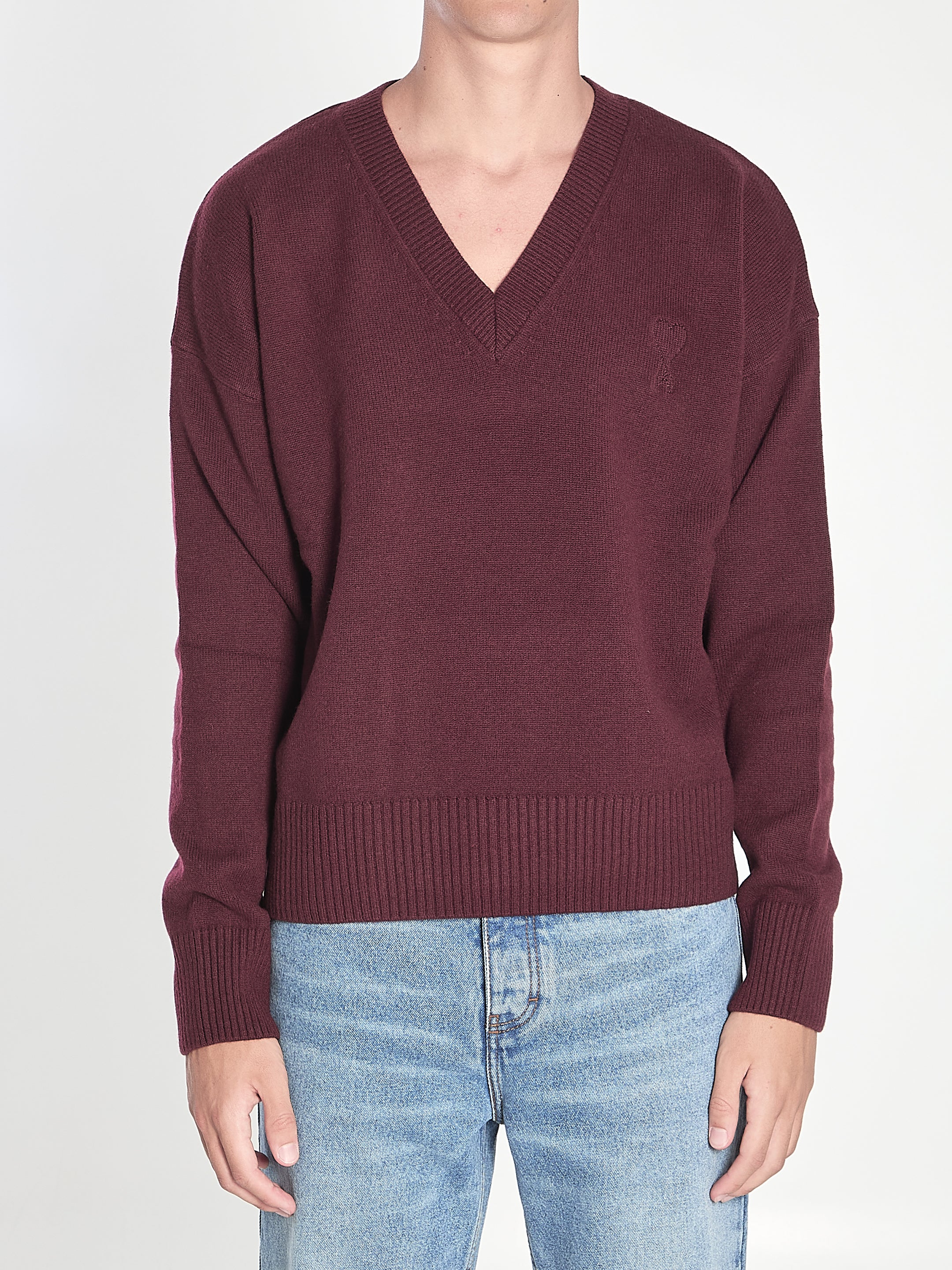 AMI PARIS V-Neck Cashmere Blend Pullover - Regular Fit