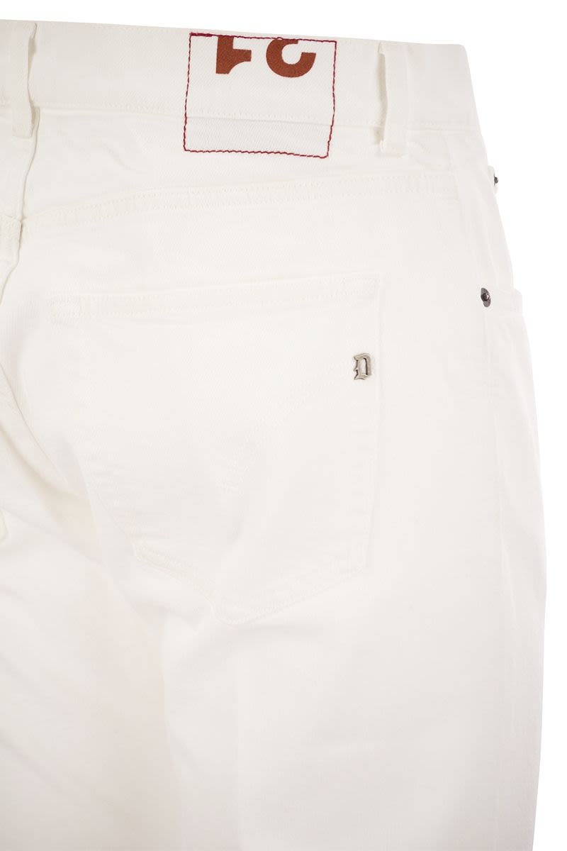 DONDUP Carrot-Fit Jeans - Men's Low Waist Design