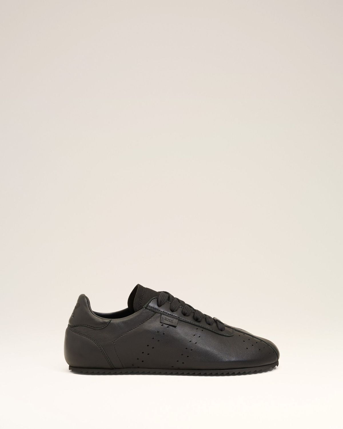 AMI PARIS Step Low Top Sneakers for Men