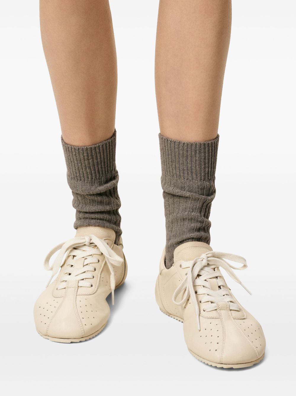 AMI PARIS Men's Low Sneaker - Perfect for Fall 2025