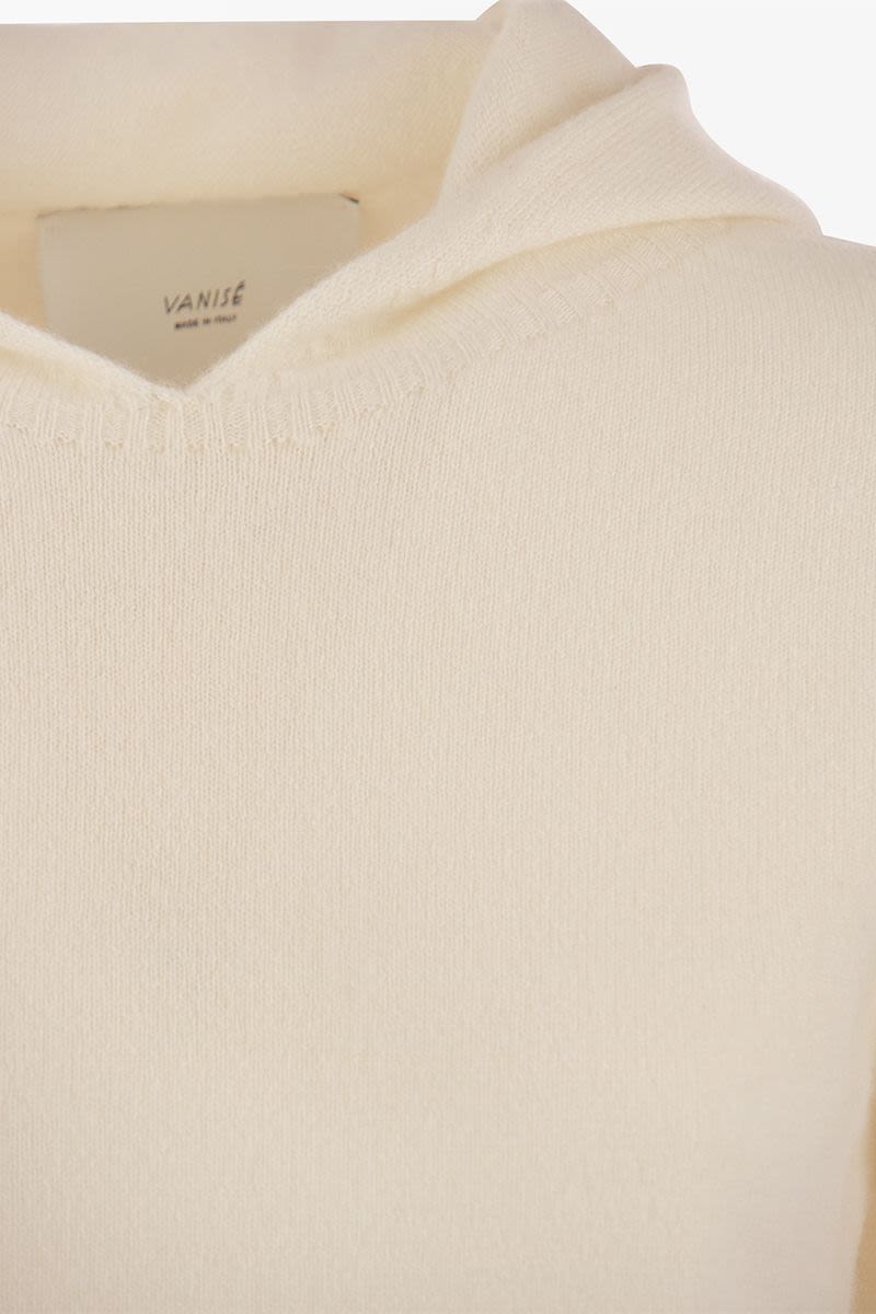 VANISÉ Relaxed Fit Cashmere Sweater with Hood