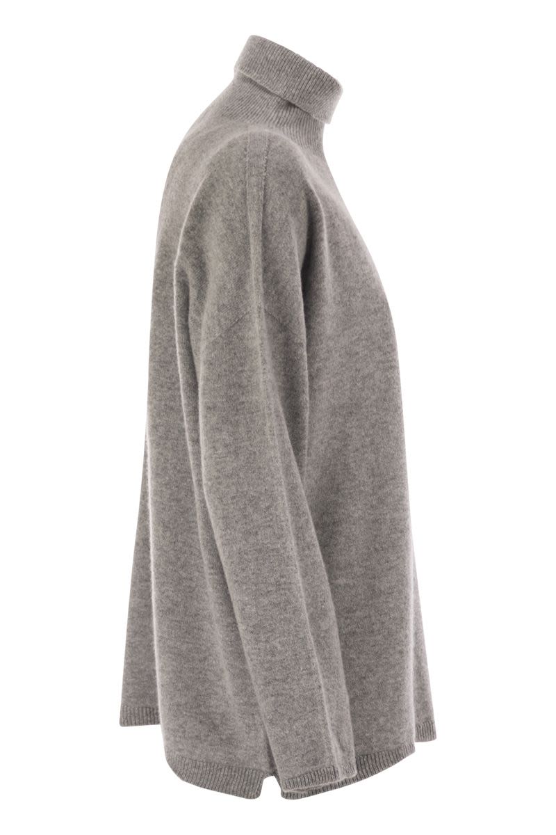 VANISÉ Maxi Cashmere Turtleneck