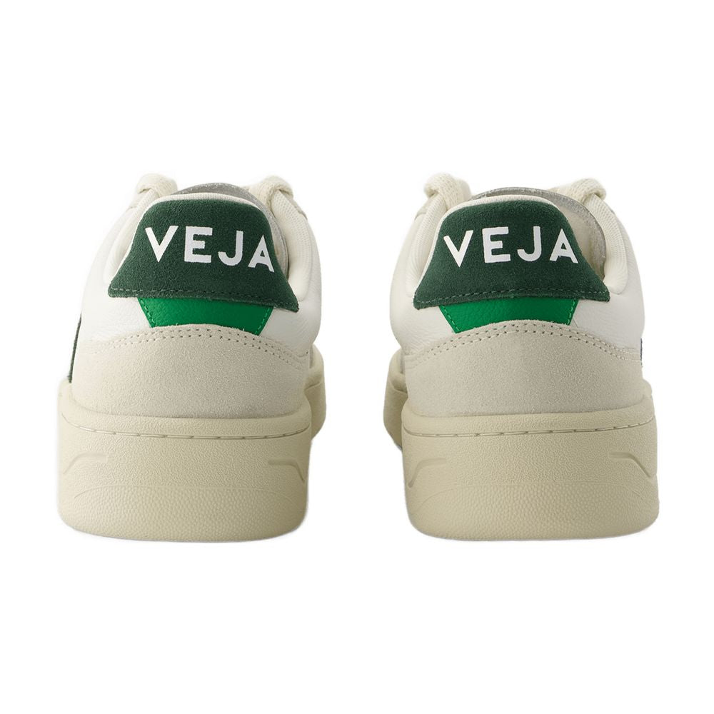 VEJA V-90 Sneaker - Men's Casual Style