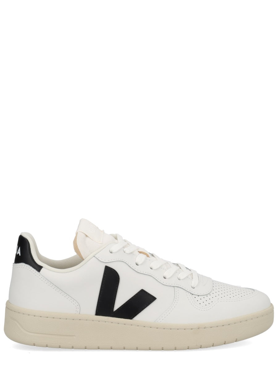 VEJA Men's Leather Sneakers - Timeless Style for FW25