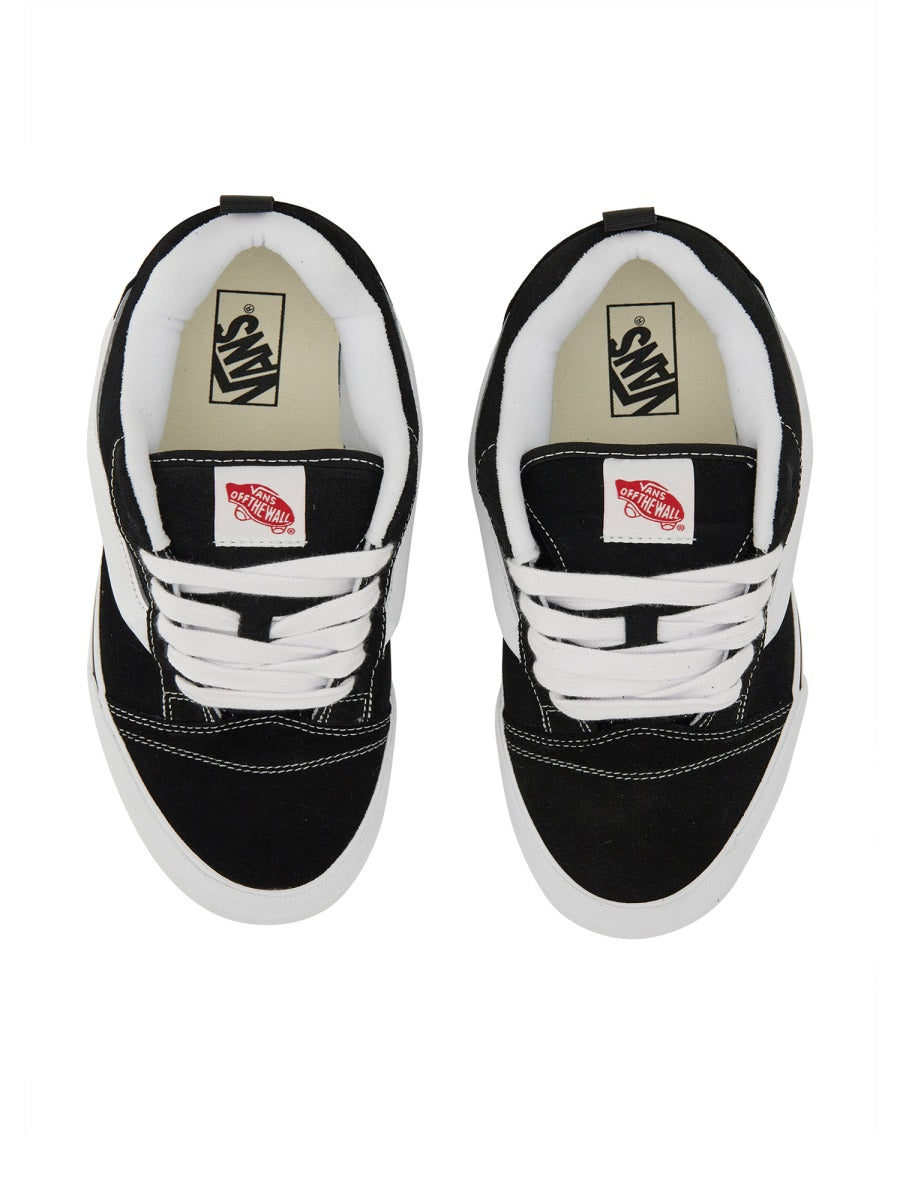 VANS Unisex Mini Skate Style Sneakers