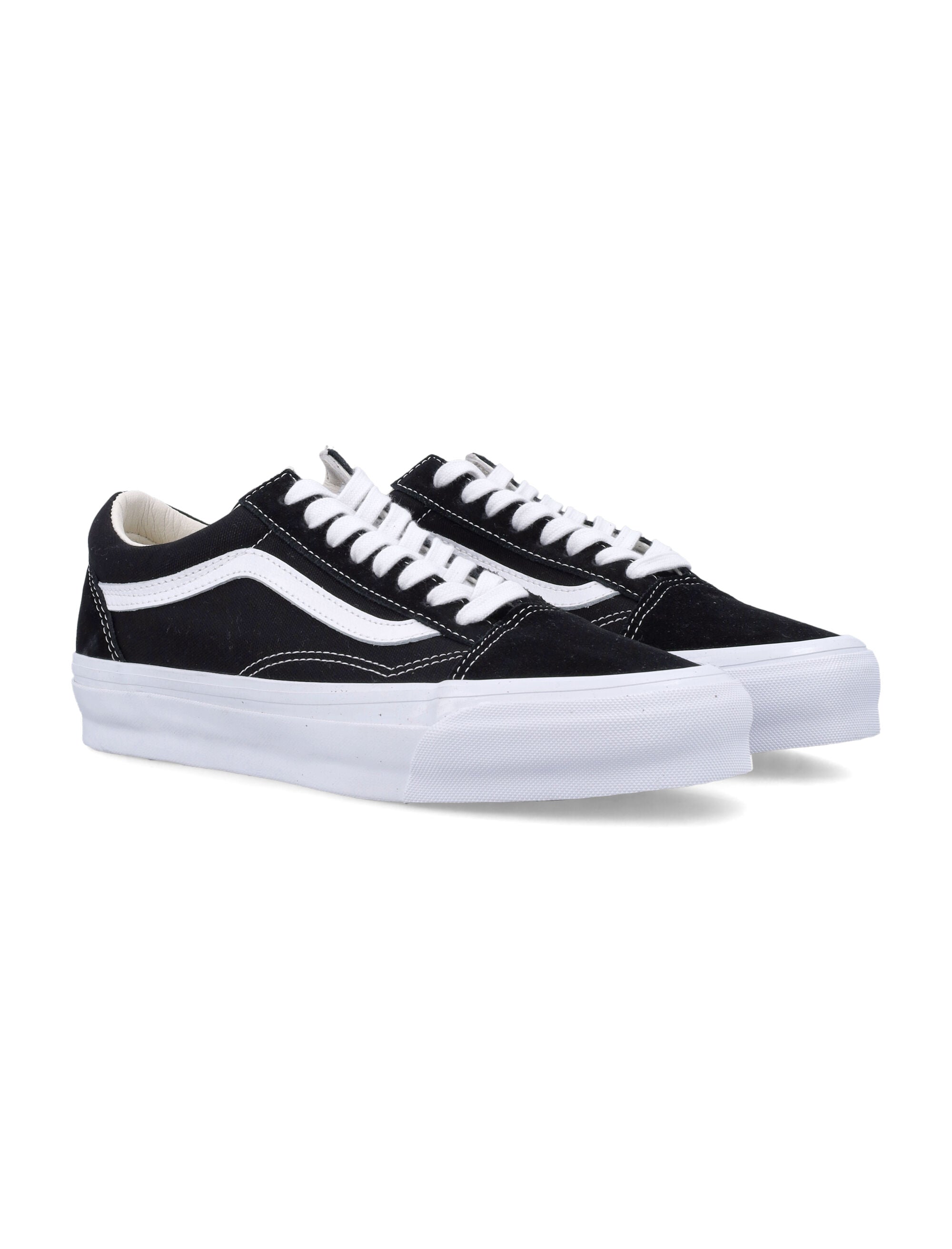 VANS Old Skool Classic Low-Cut Sneakers for Men