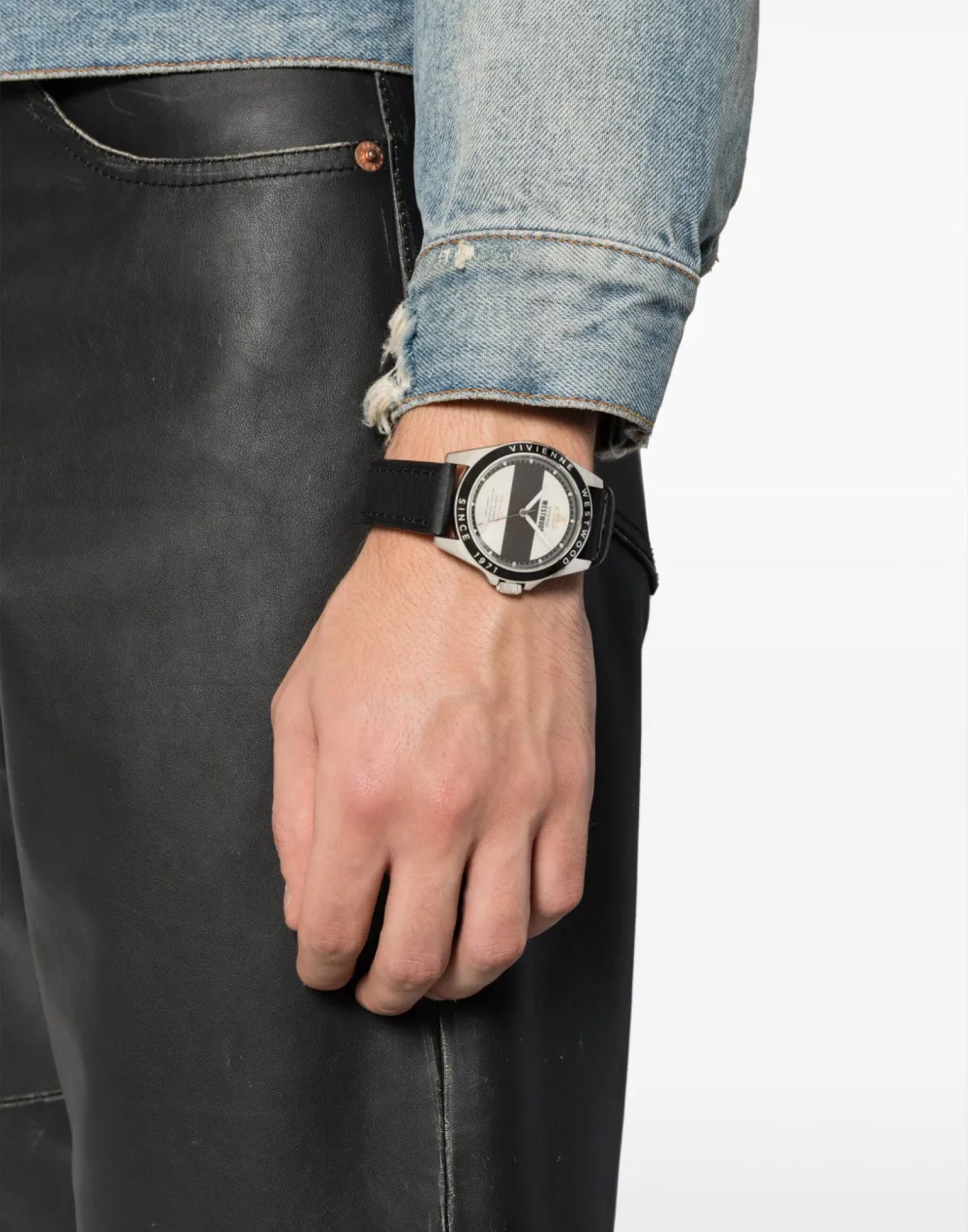 VIVIENNE WESTWOOD The Blackwall 38mm Quartz Watch