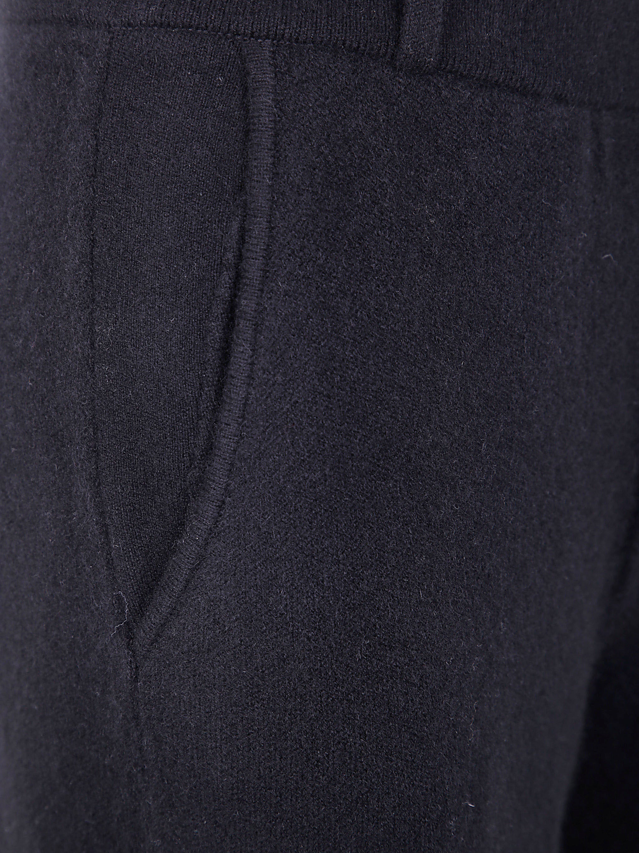 GUEST IN RESIDENCE Tailored Cashmere Trouser