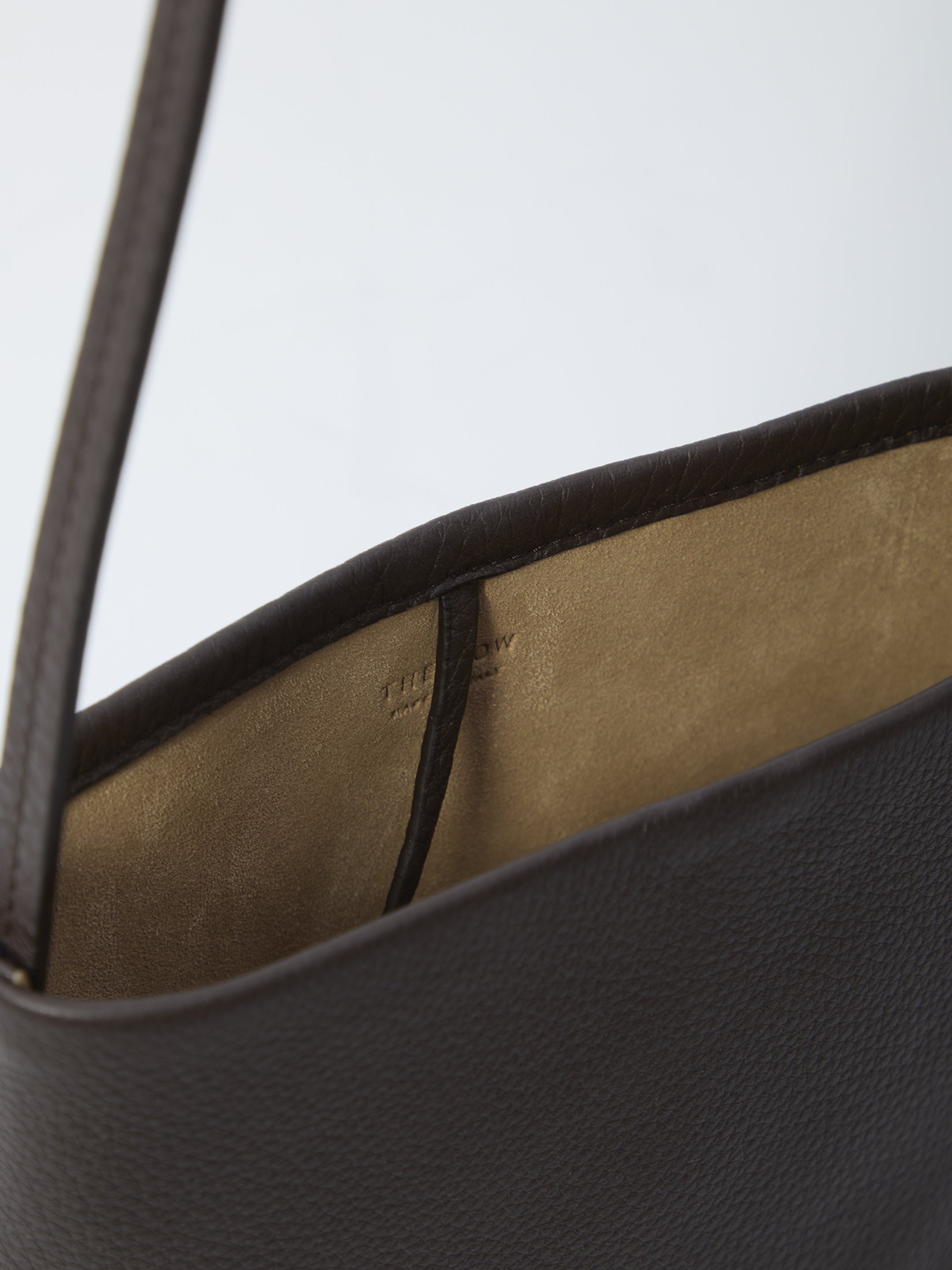 THE ROW Structured Soft Mini Crossbody Handbag - 10.4 x 19 x 19.7 cm