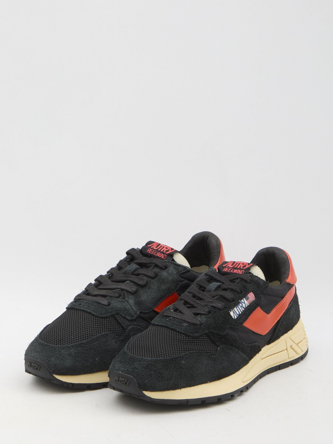 AUTRY Lightweight Low Sneakers for Men