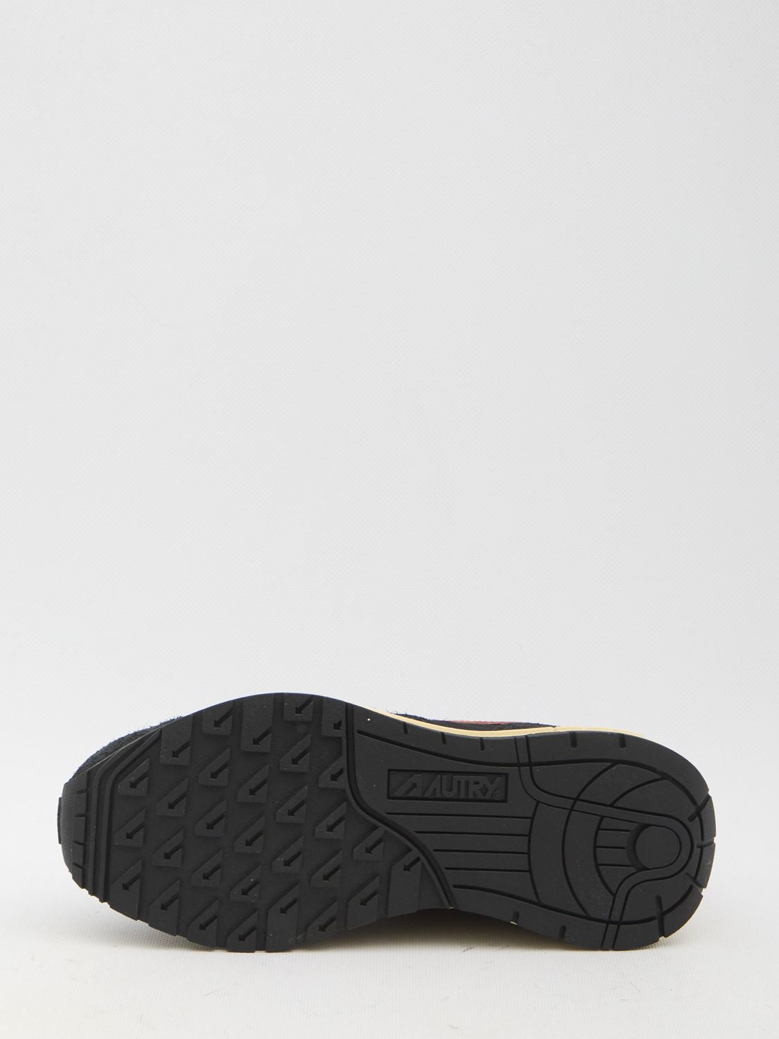 AUTRY Lightweight Low Sneakers for Men