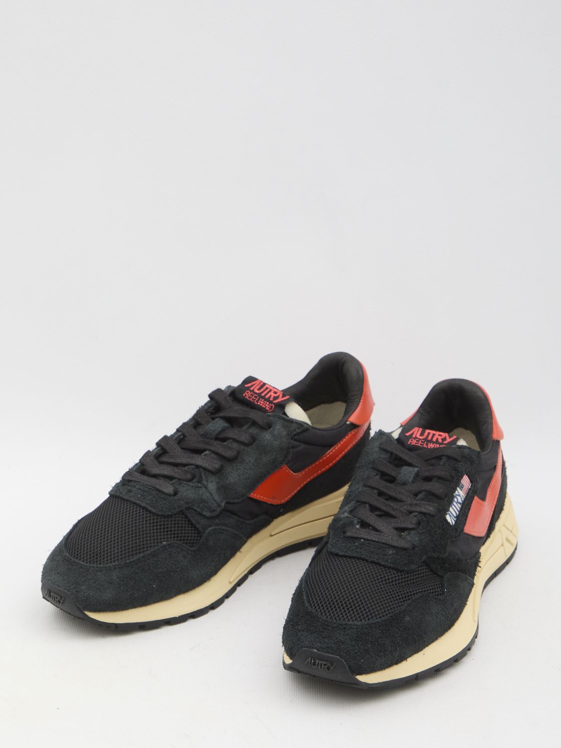 AUTRY Lightweight Low Sneakers for Men