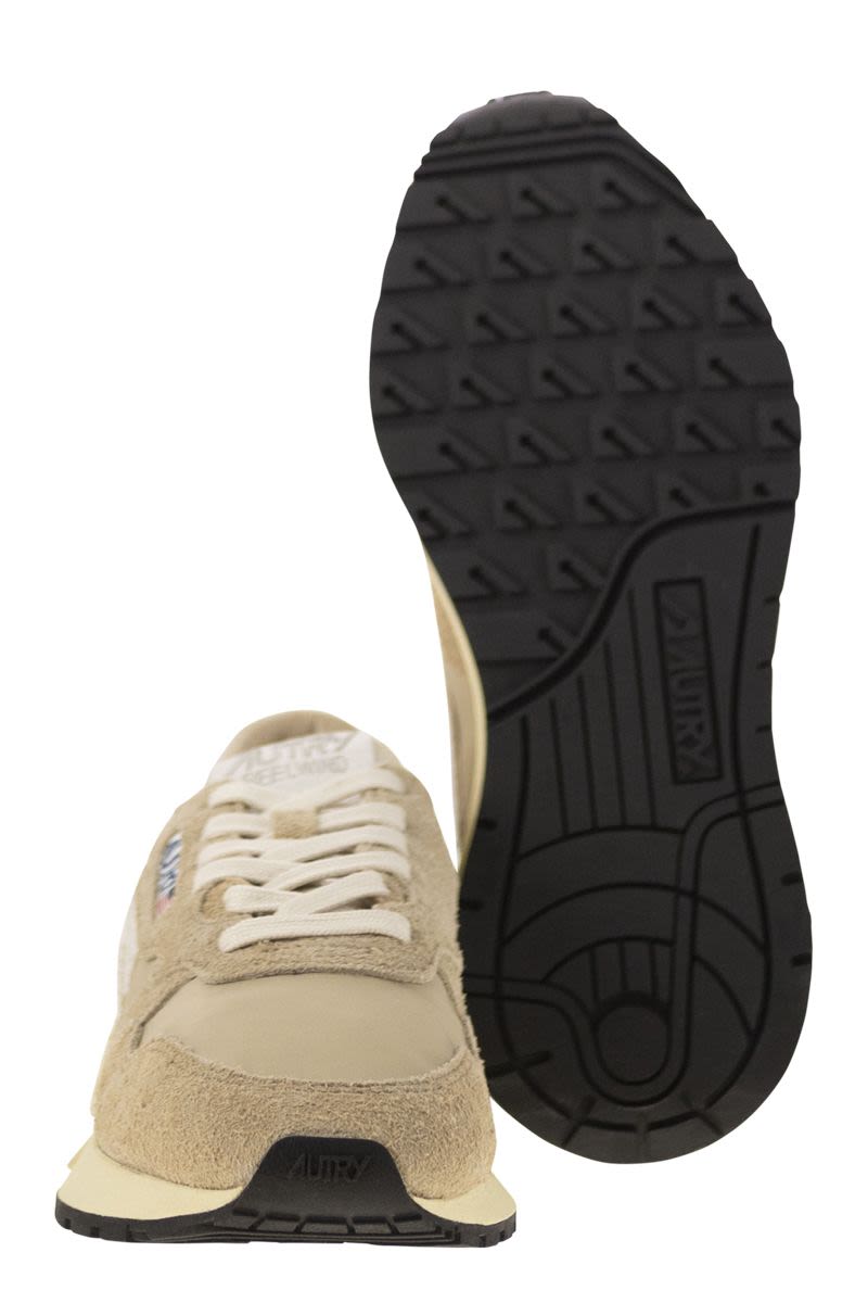 AUTRY Retro Suede and Technical Textile Trainer - 3.3 CM Sole Height