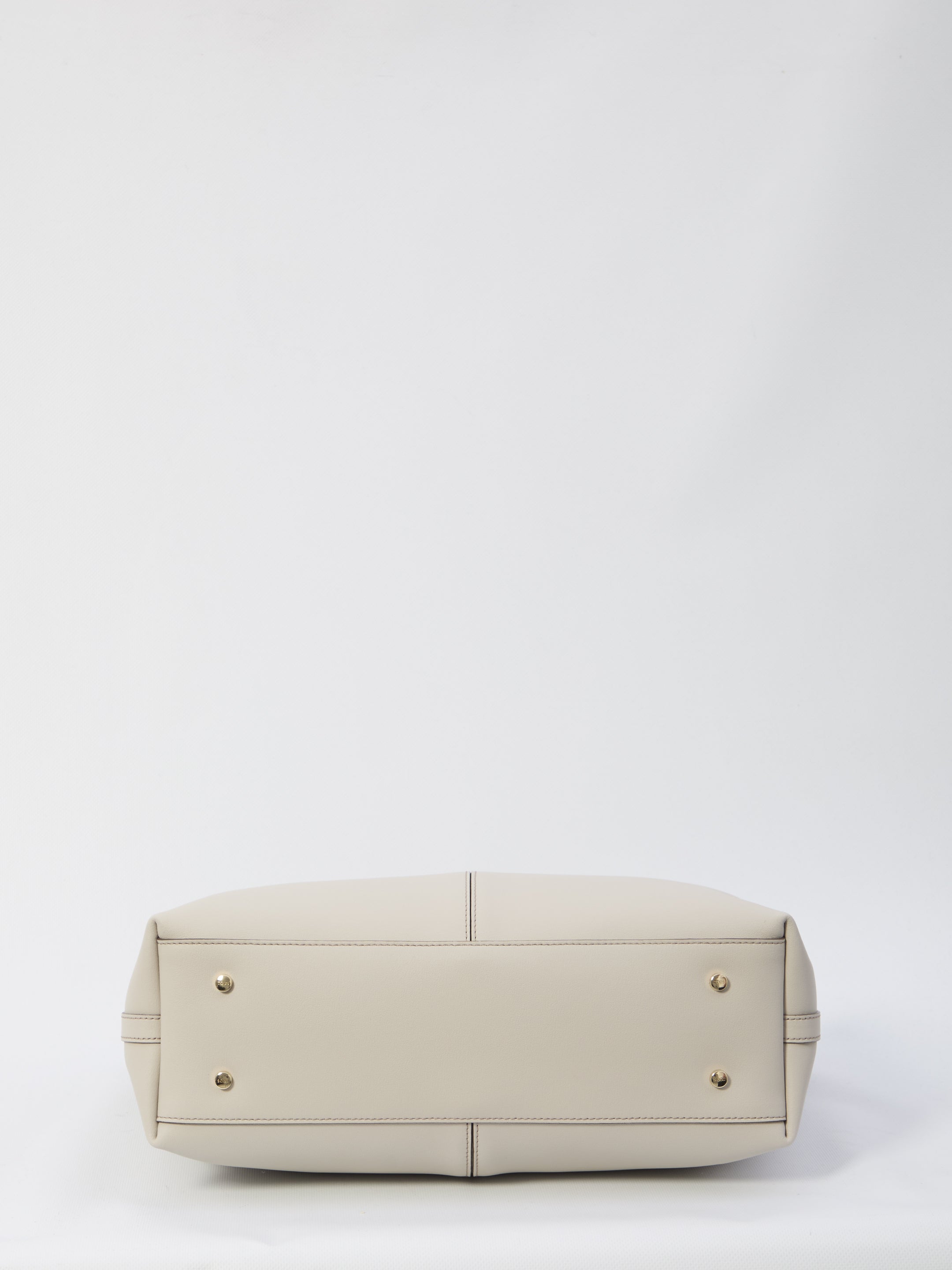 TOD'S Elegant Shoulder Handbag - 42 x 27 x 13 CM