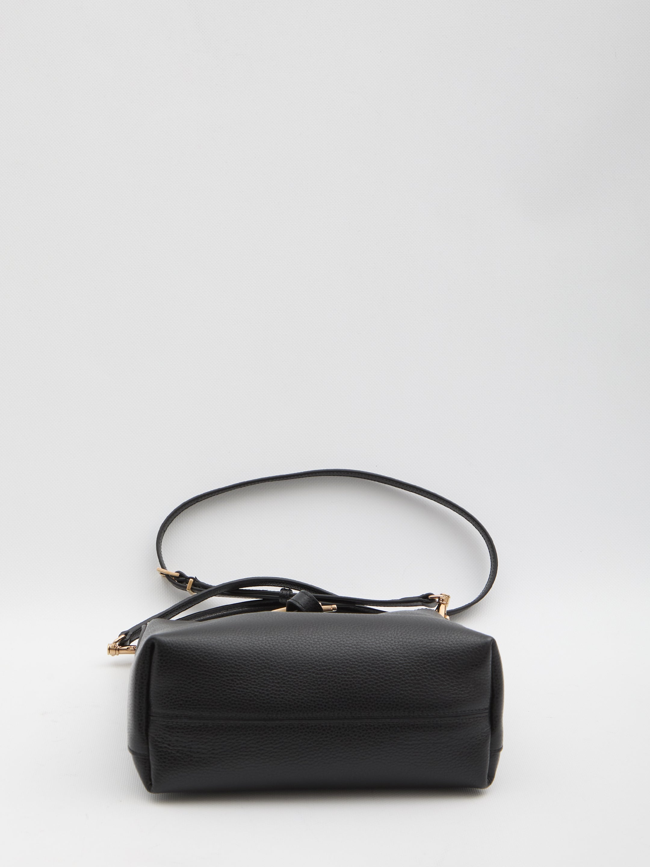 TOD'S Timeless Mini Bucket Handbag 23X23X10 cm