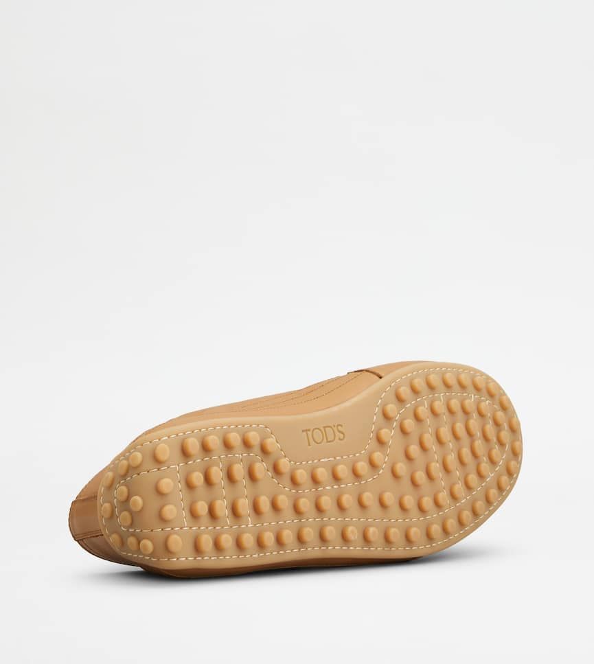 TOD'S Men's Classic Leather Sneakers