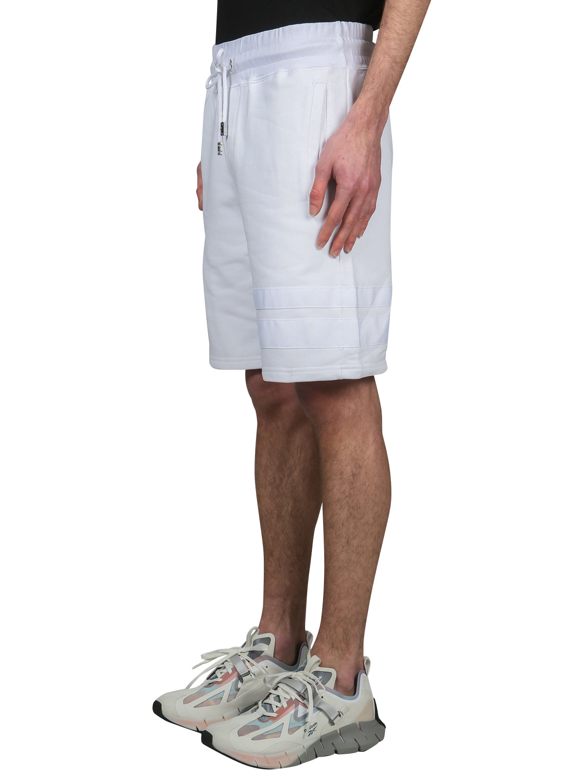 GCDS Logo Bermuda Shorts - Size L