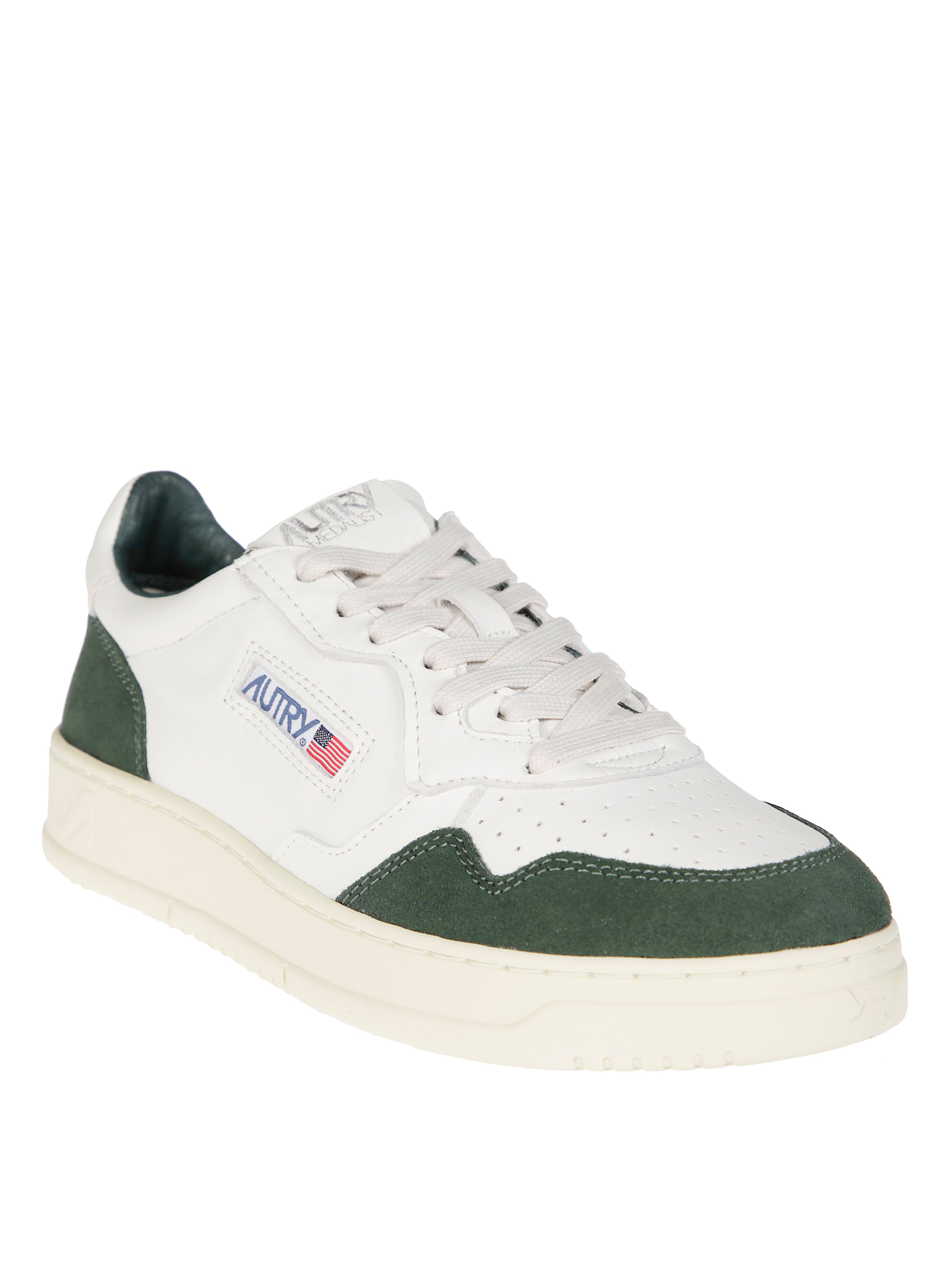 AUTRY Fashion-Forward Medialis Low Sneakers for Women